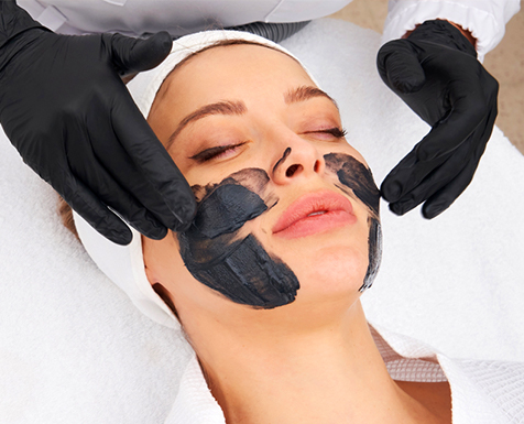 Carbon Éclat Renewal Facial – Deep Cleanse & Glow